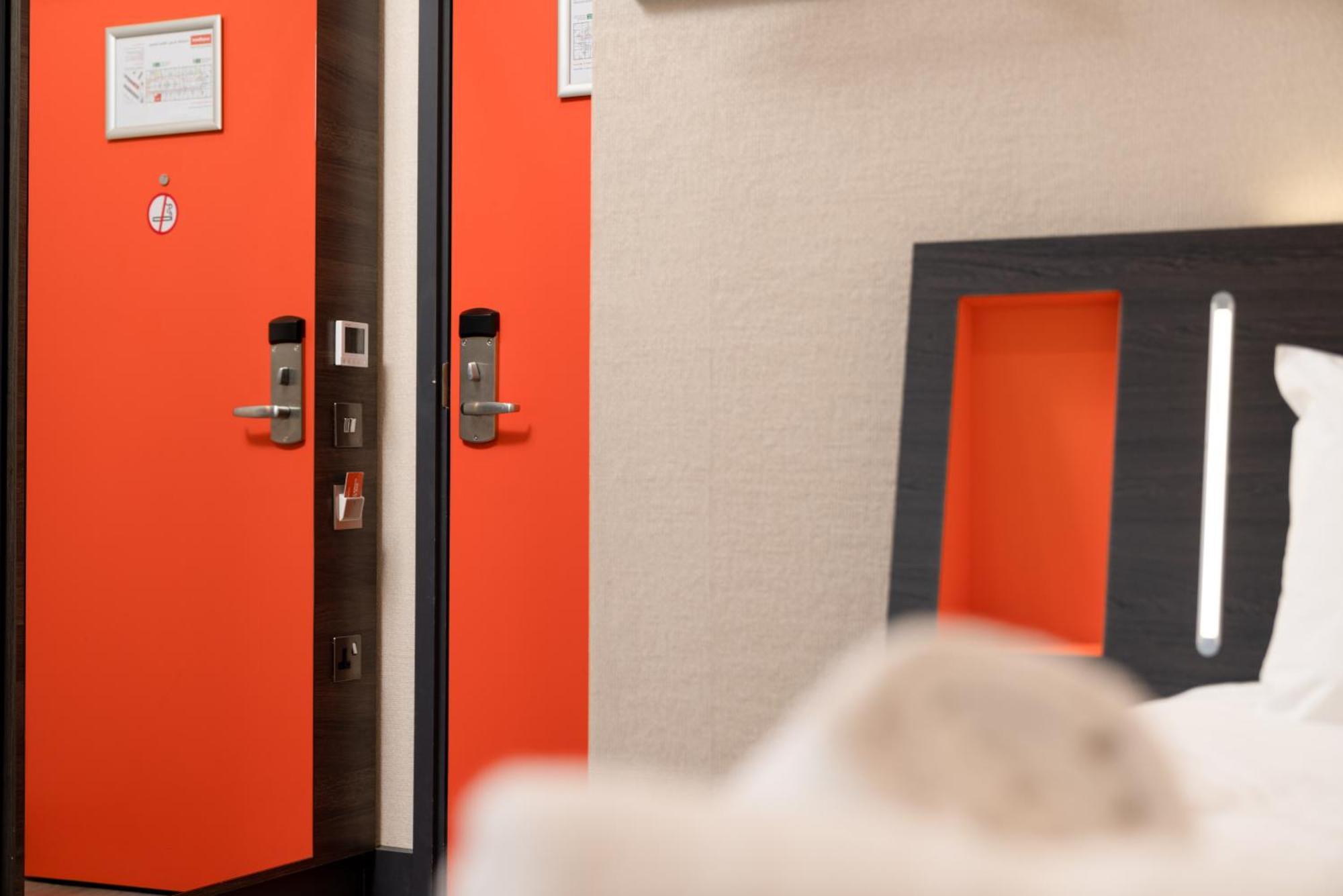 Easyhotel ミルトン・ケインズ 部屋 写真